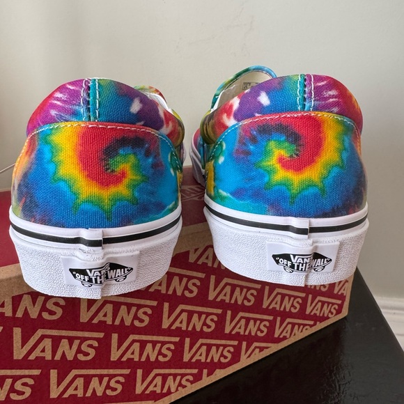 Van’s Rainbow Tie Dye Classic Slip-On Sneakers Men’s 10 NIB $80 Retail - Picture 4 of 6